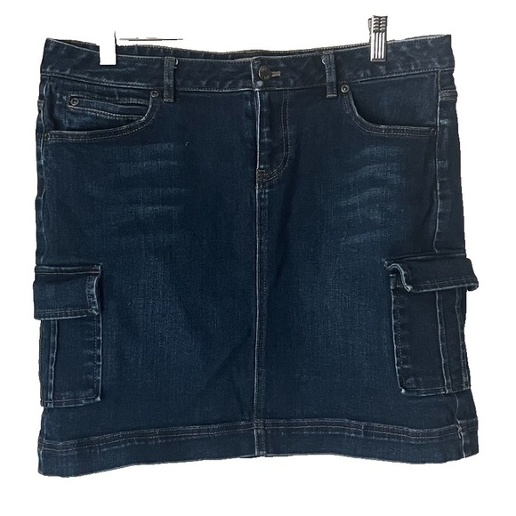 J. Jill Dresses & Skirts - J.Jill Dark Wash Stretch Denim Cargo Pocket Mini Skirt Size 12 Petite